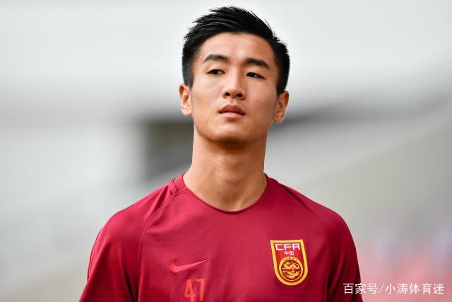 扬布拉德：杨瀚森很聪明 他在进攻端能吸引许多防守注意力